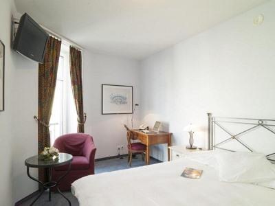 Otel Montana 3*