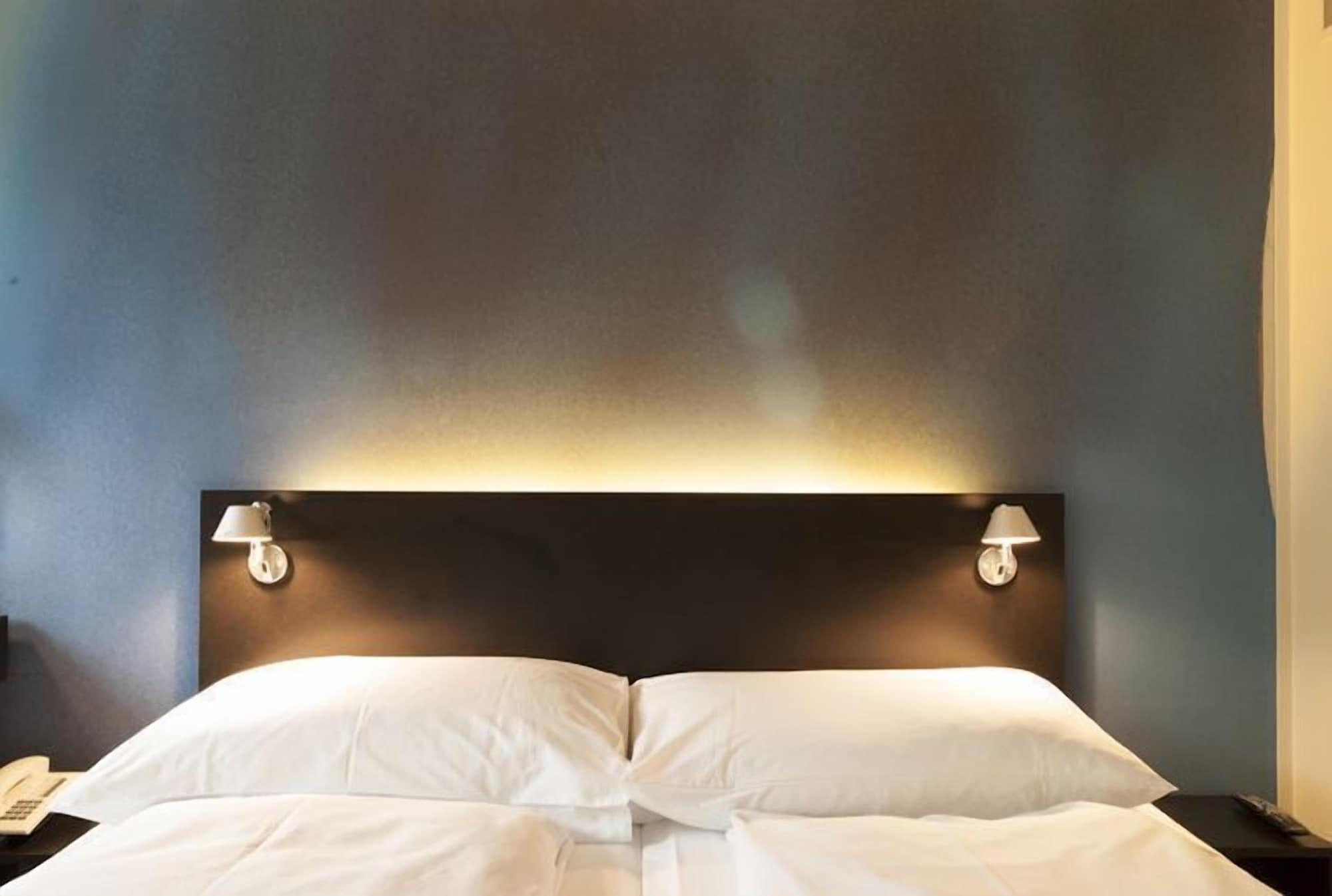 Otel Montana 3*